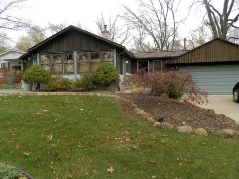 A home in West Bloomfield Twp