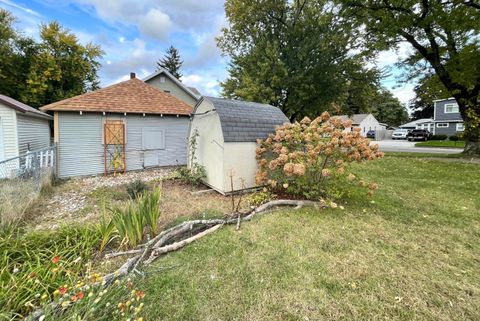 A home in Coloma