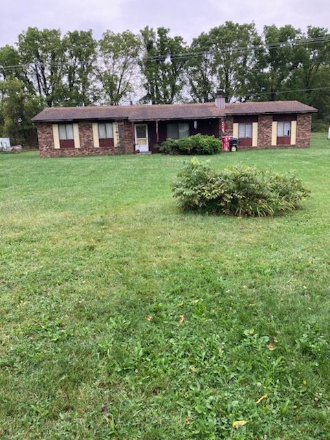 2366 PATTERSON LAKE Road Pinckney Village MI 48169