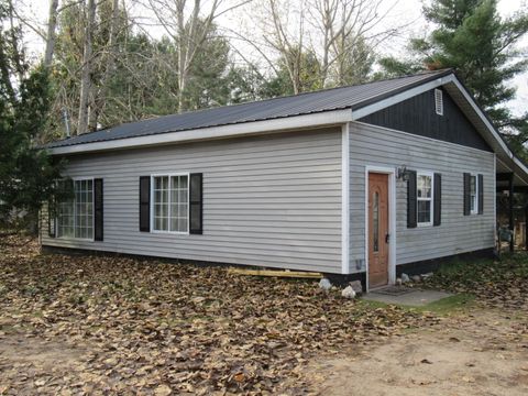 A home in Big Prairie Twp