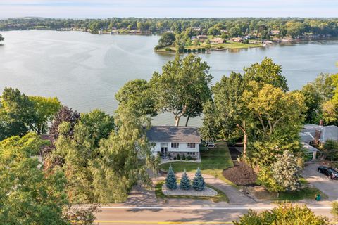 A home in Van Buren Twp