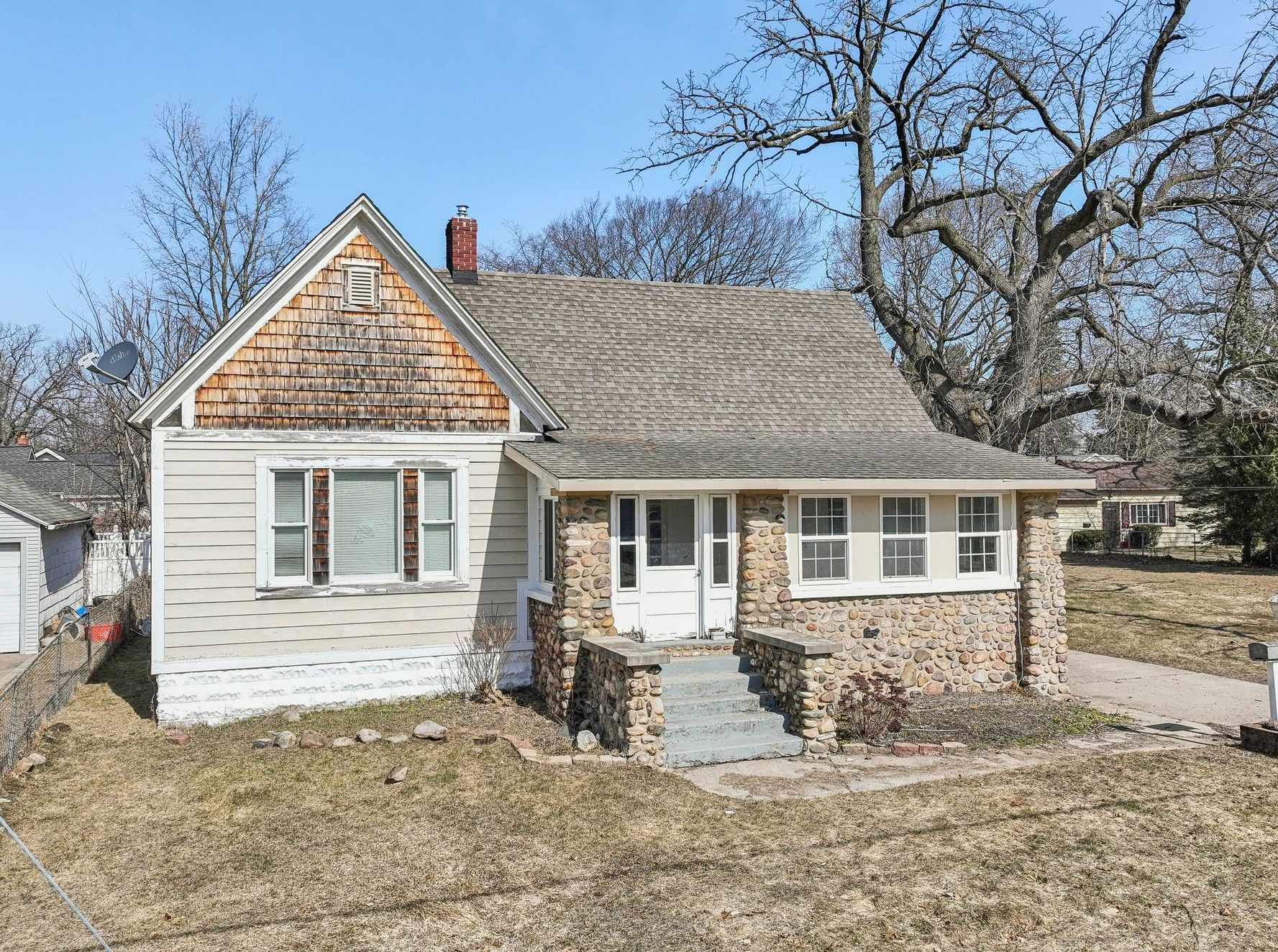 Listing image 1