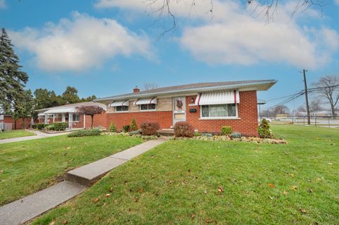 A home in Warren