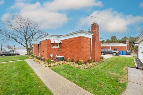 A home in Warren