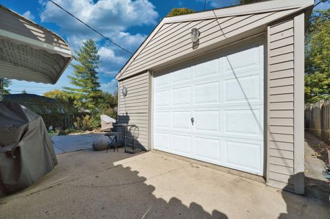 A home in Grosse Pointe Woods