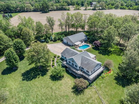 A home in Prairieville Twp