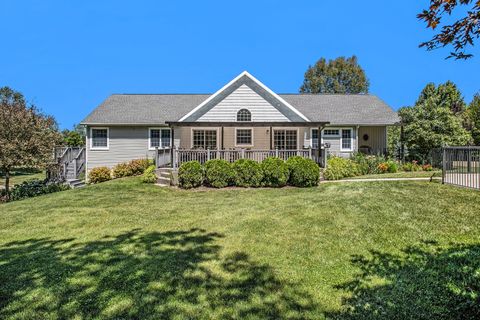 A home in Prairieville Twp