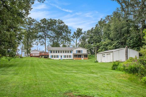 A home in Fredonia Twp