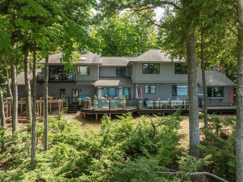 A home in Acme Twp