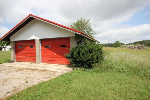 A home in Paradise Twp