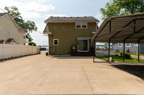 A home in Green Oak Twp