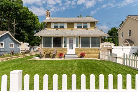 A home in Green Oak Twp