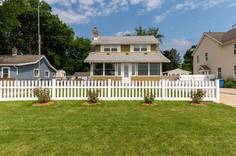 A home in Green Oak Twp