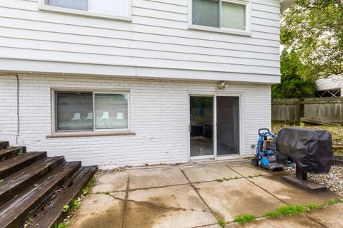 A home in West Bloomfield Twp