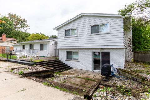 A home in West Bloomfield Twp