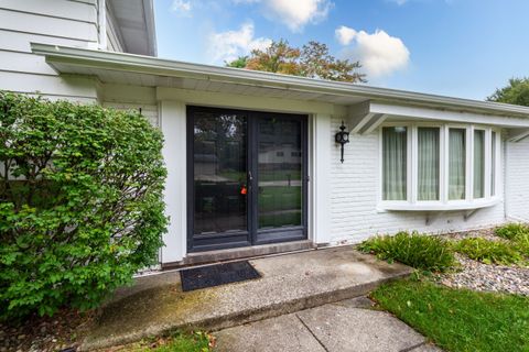 A home in West Bloomfield Twp