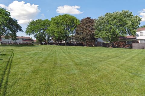 A home in Warren