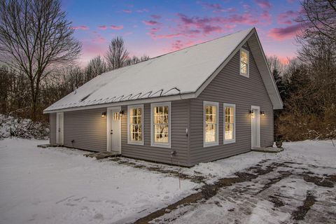 A home in Porter Twp