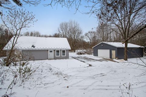 A home in Porter Twp