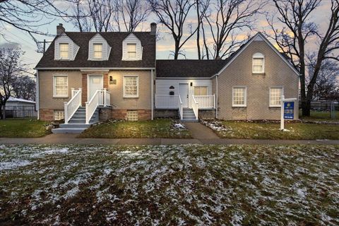 A home in Dearborn Heights