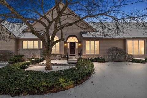 A home in Bloomfield Twp