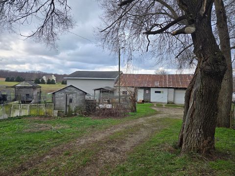 A home in Paw Paw Twp