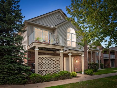 A home in Commerce Twp