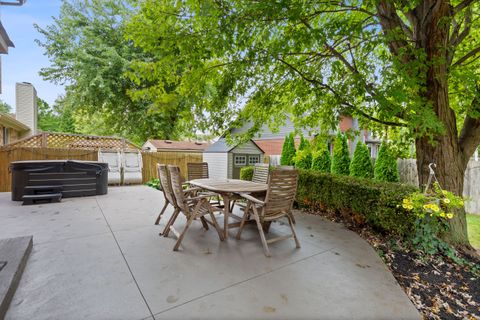 A home in Chesterfield Twp