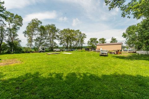 A home in Cohoctah Twp