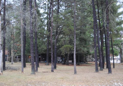 A home in Big Creek Twp