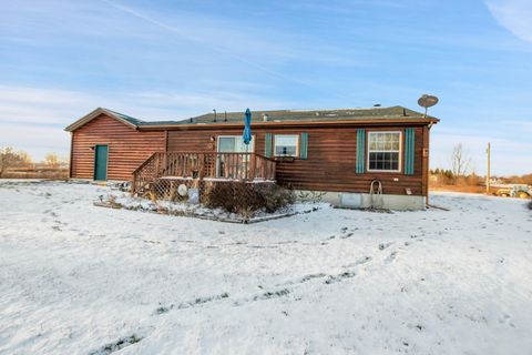 A home in Lyon Twp