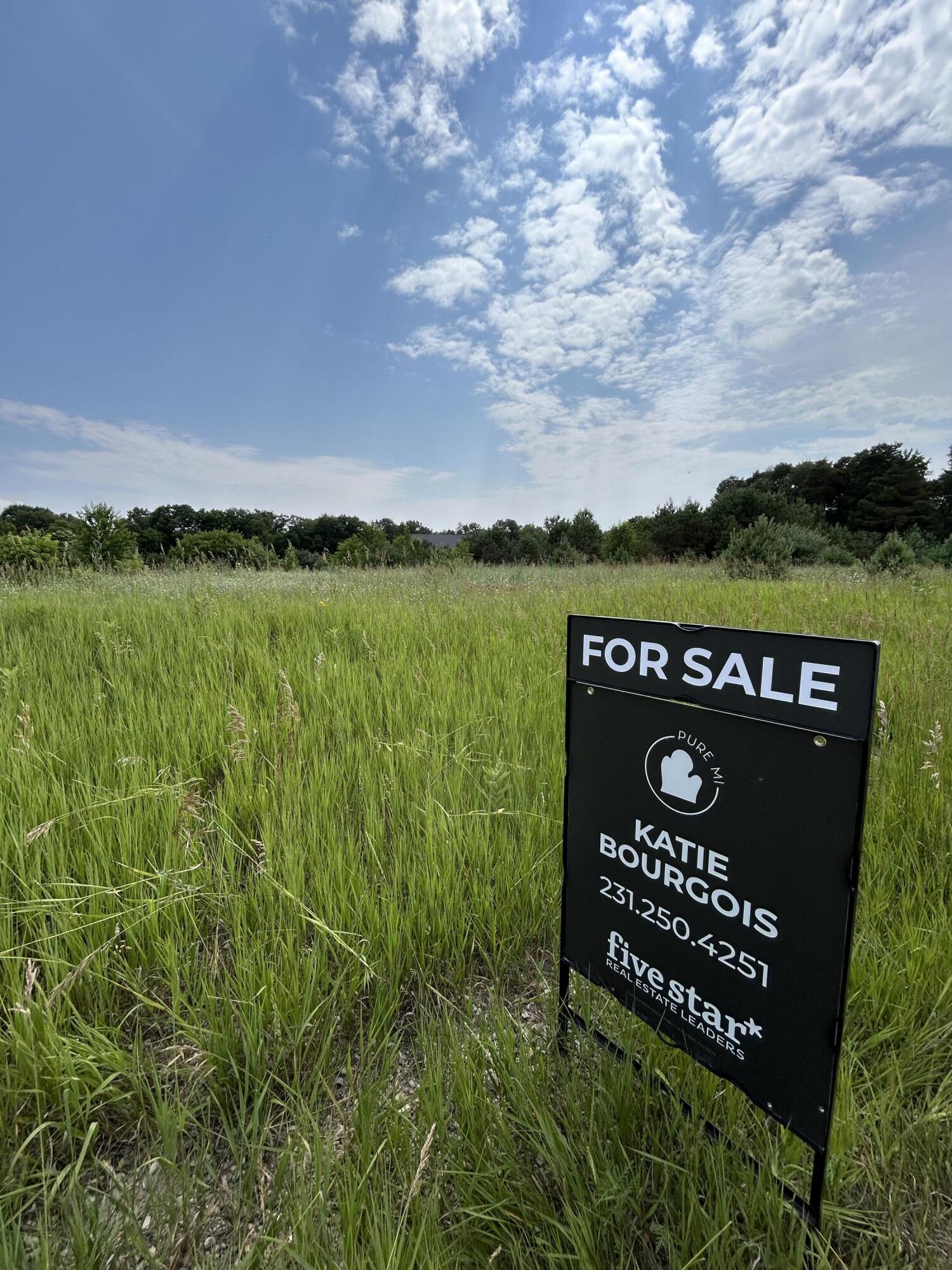Photo 3 of 3 of 6300 N 72nd Avenue land