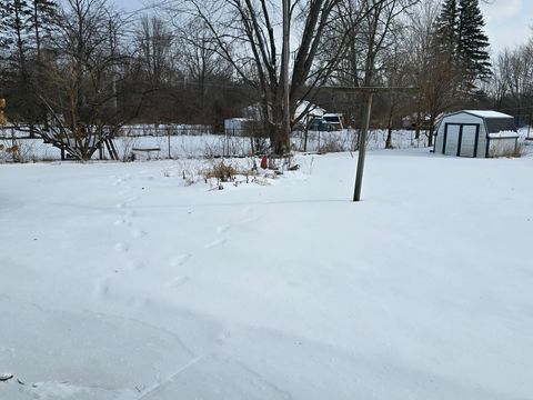 A home in Davison Twp