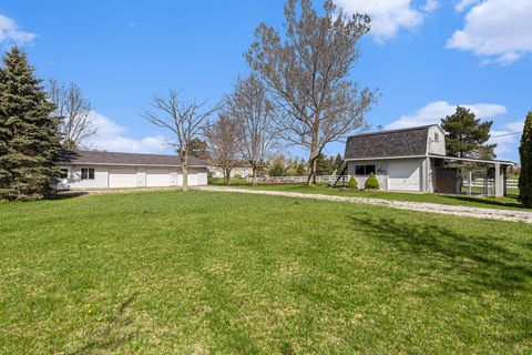 A home in Putnam Twp