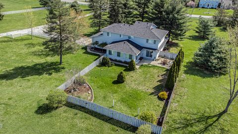 A home in Putnam Twp