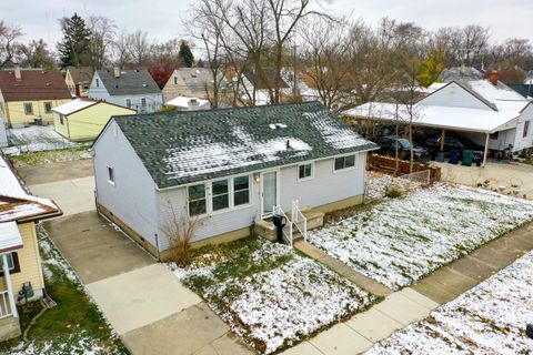 A home in Lincoln Park