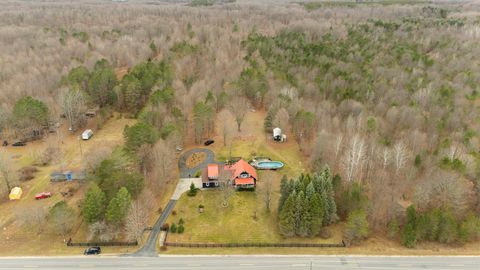 A home in Cleon Twp