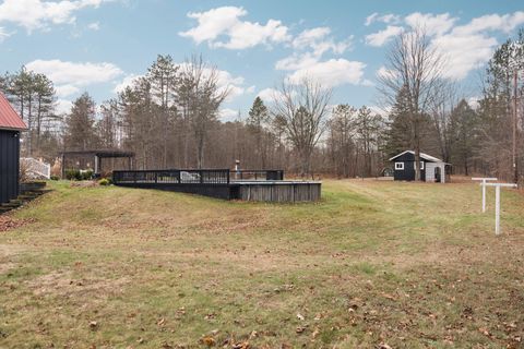 A home in Cleon Twp