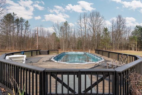 A home in Cleon Twp