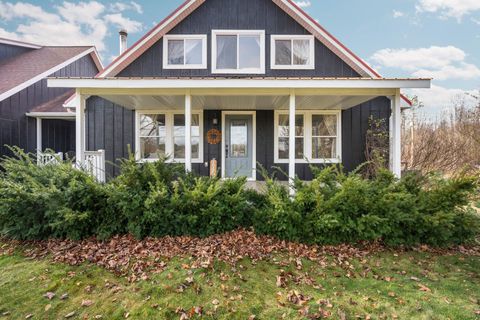 A home in Cleon Twp