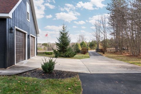 A home in Cleon Twp