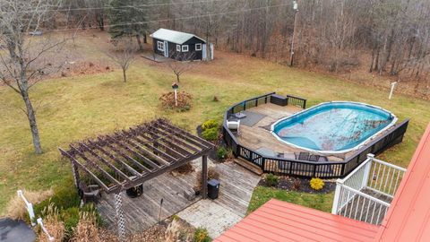 A home in Cleon Twp