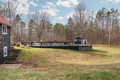 A home in Cleon Twp