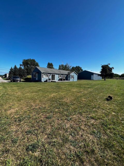 A home in Acme Twp