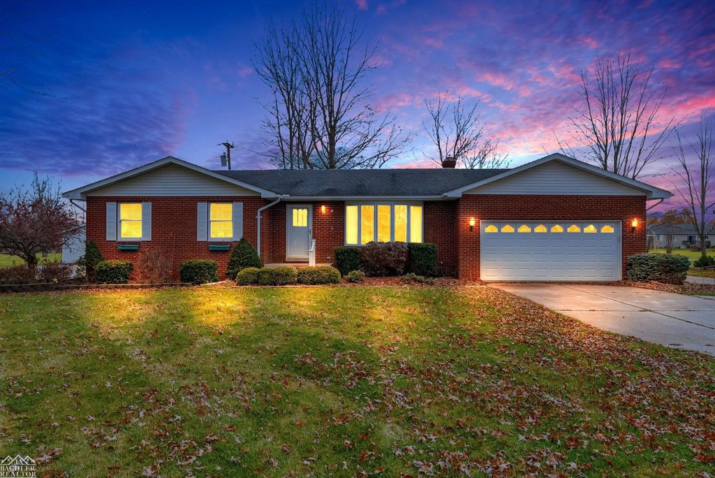 Photo of 955 West Boulevard, Marine City, MI 48039 (MLS # 58050161285)