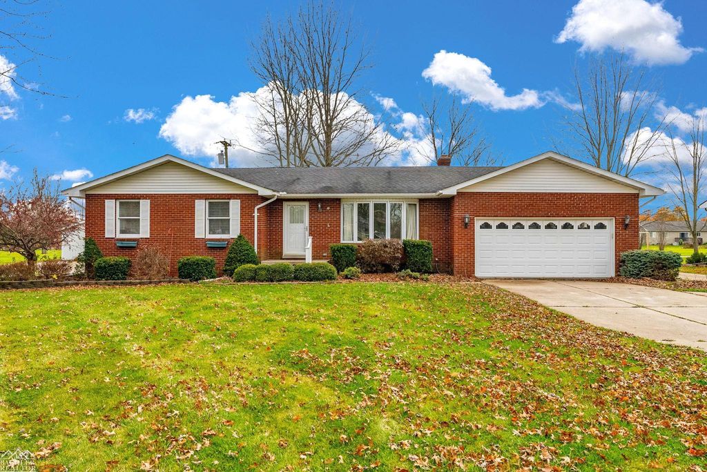 Photo of 955 West Boulevard, Marine City, MI 48039 (MLS # 58050161285)