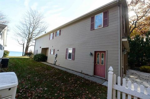 A home in Alabaster Twp