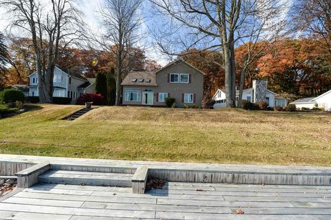 A home in Alabaster Twp