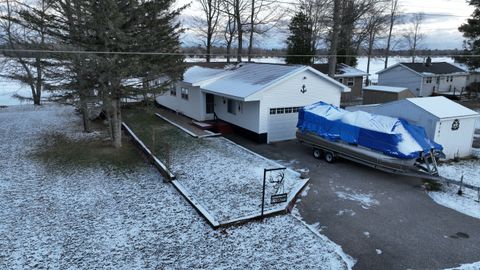 A home in Greenbush Twp