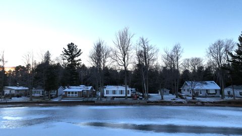 A home in Greenbush Twp